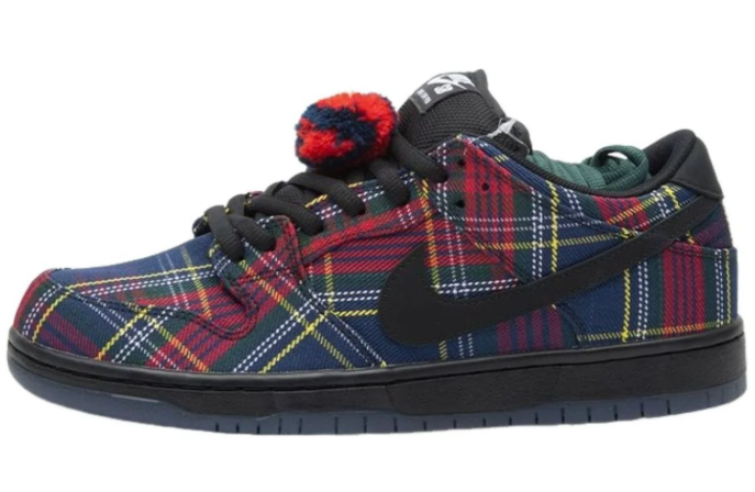 Nike x Nardwuar SB Dunk Low 'Tartan' (Copy)