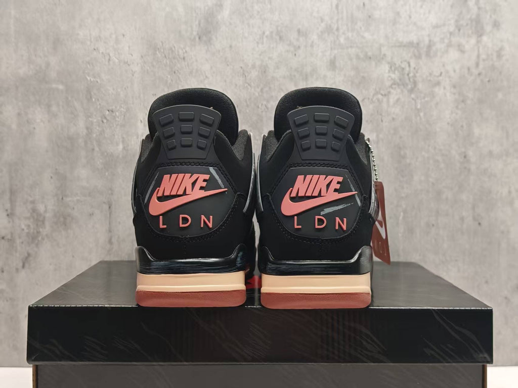 Air Jordan 4 London – Black & Grey Sneakers